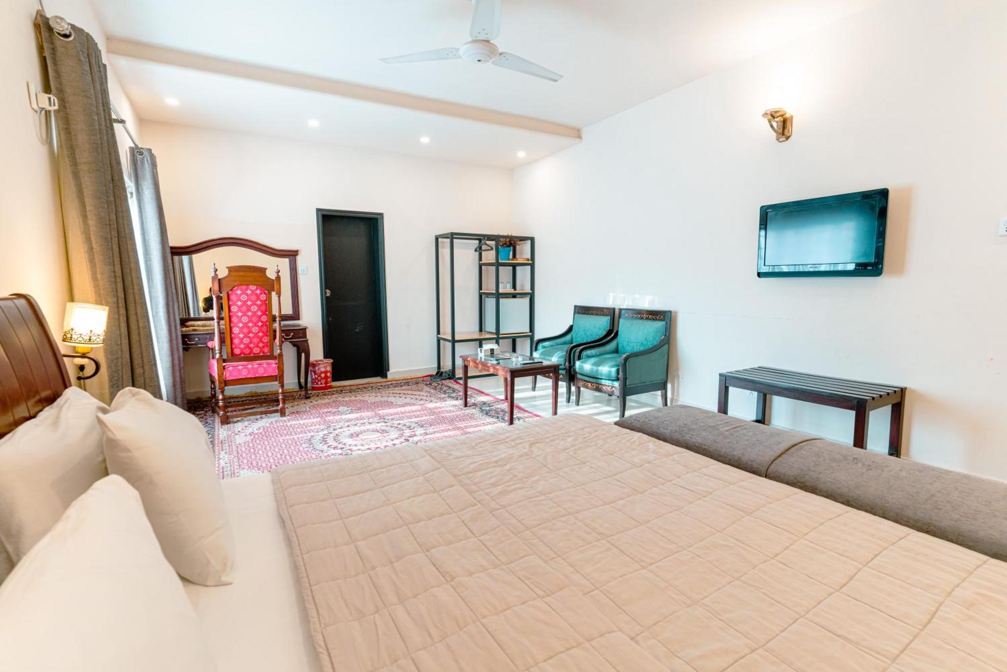 Vip House Peshawar Hotel Luaran gambar